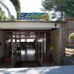 PinkHotel_00